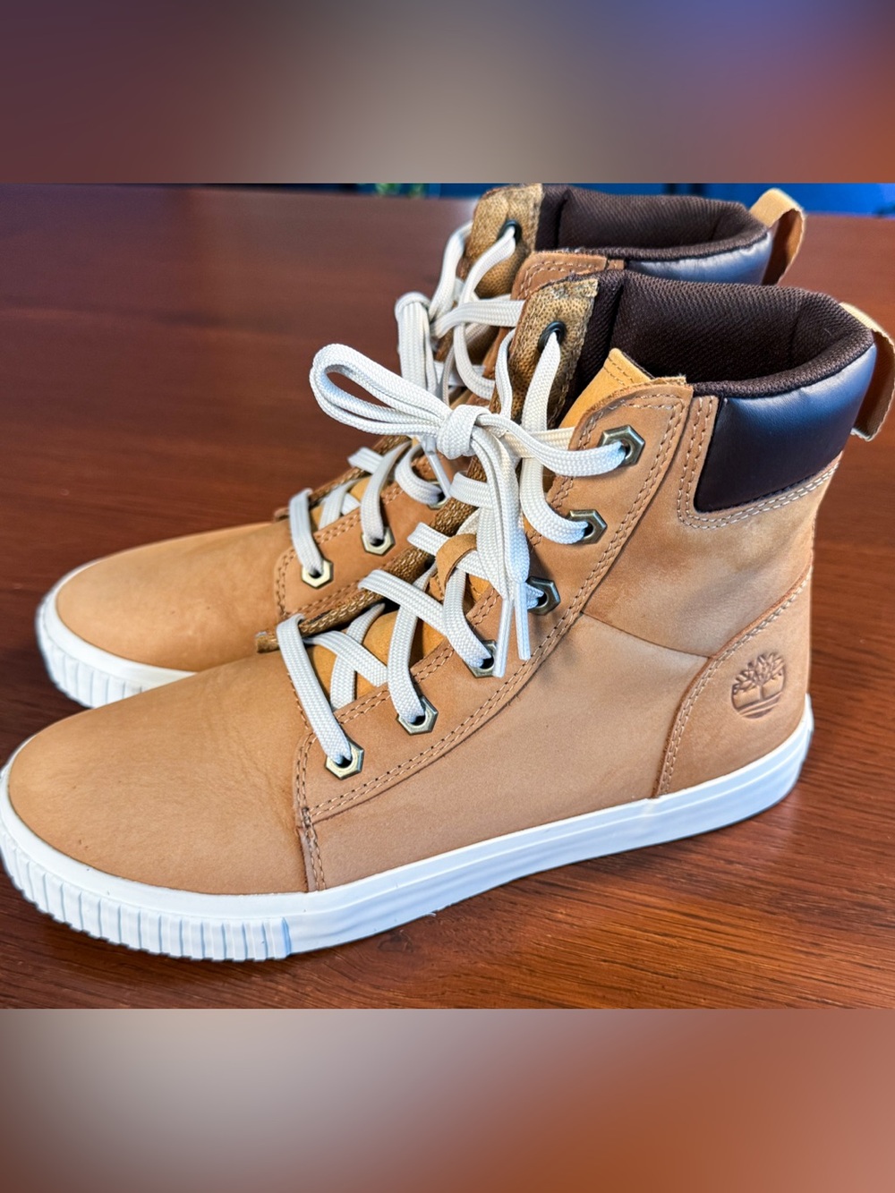 Timberland Women’s Skyla Bay Sneaker Boot